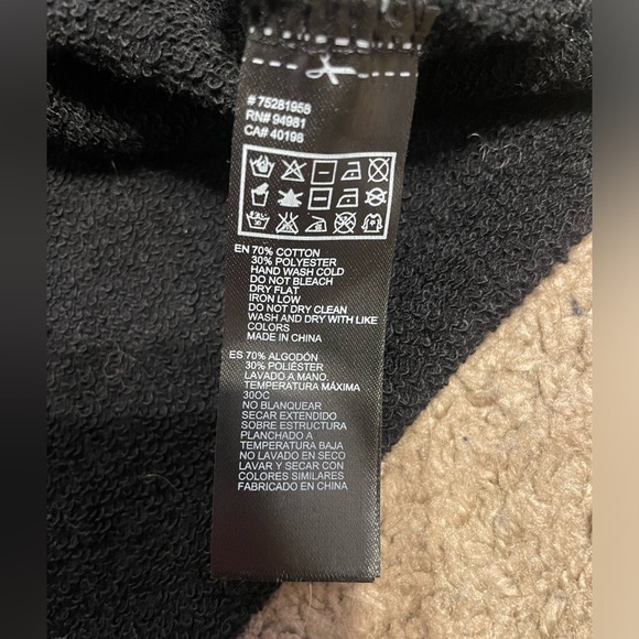 Forever21 Sequin Sparkle “BAM” Comic Style Pop Cropped Long Sleeve Crew Neck - Picture 9 of 11